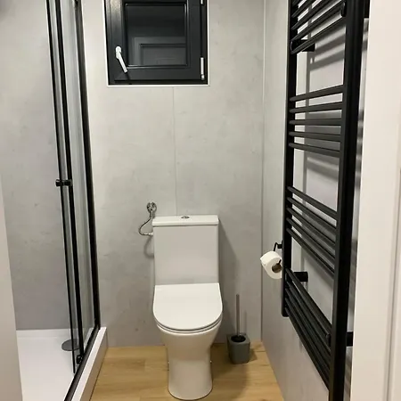 펜션 Tiny House Krkonose 메라드바키